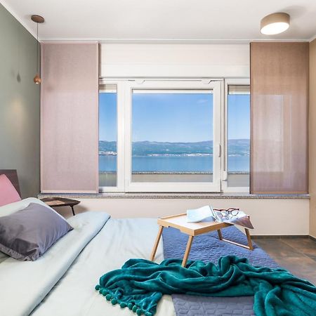 Apartmani Heni Vrbnik  Buitenkant foto