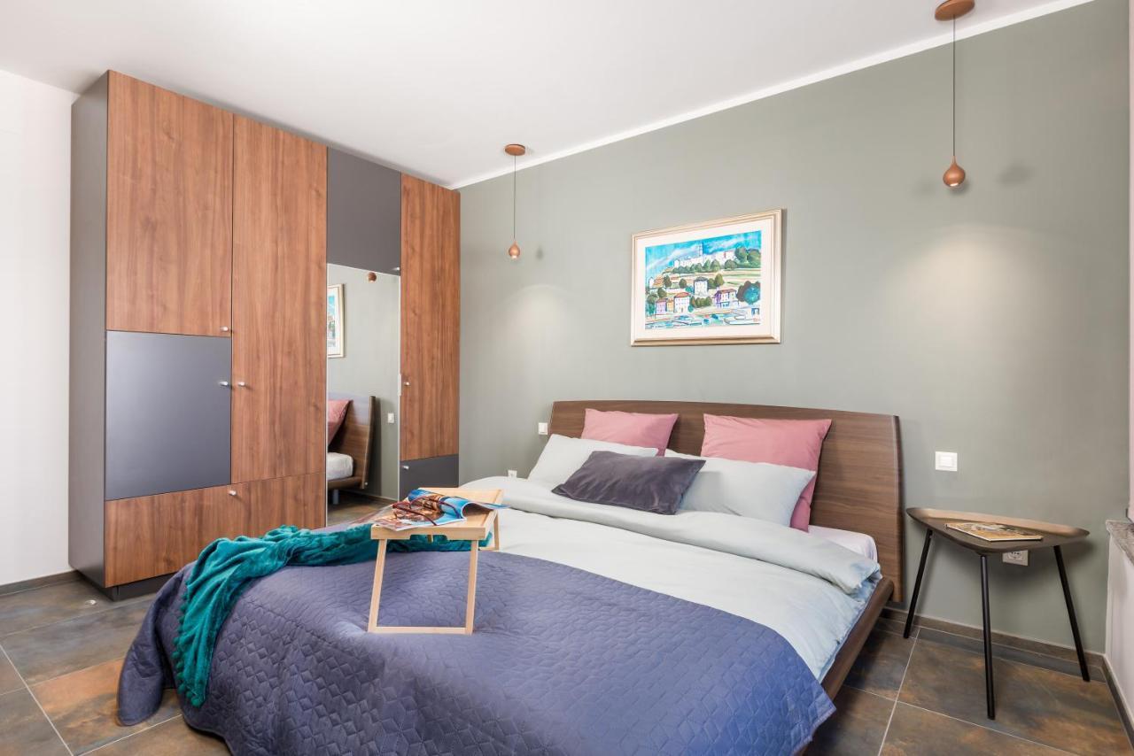 Apartmani Heni Vrbnik  Buitenkant foto